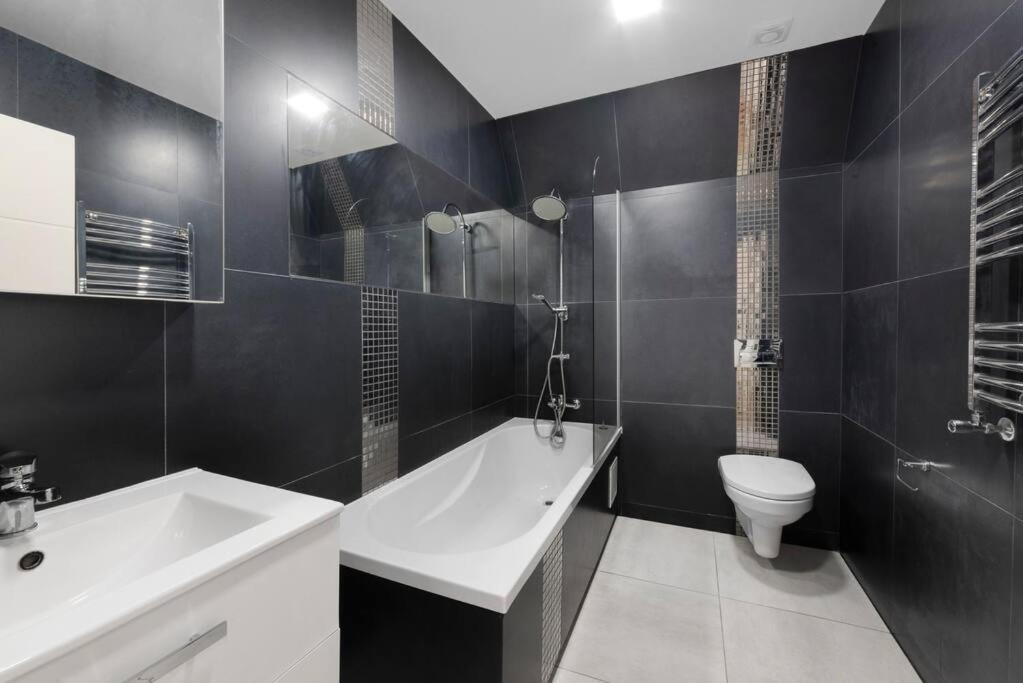 Roomy One Bed Loft Apartment Bishop's Stortford Esterno foto